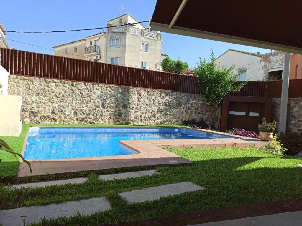 Casa Del Pueblo Villa Montichelvo Exterior photo